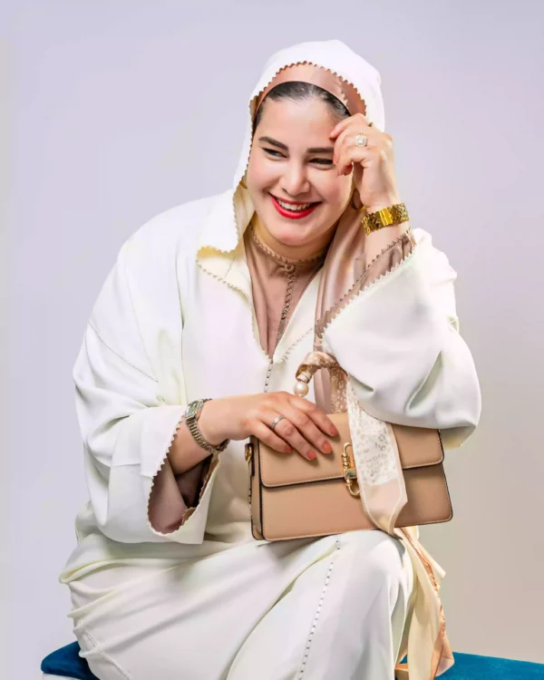 ⁦"جلابة راقية بخدمة الراندة أناقة العروس وروح العمرة"⁩ - الصورة ⁦4⁩