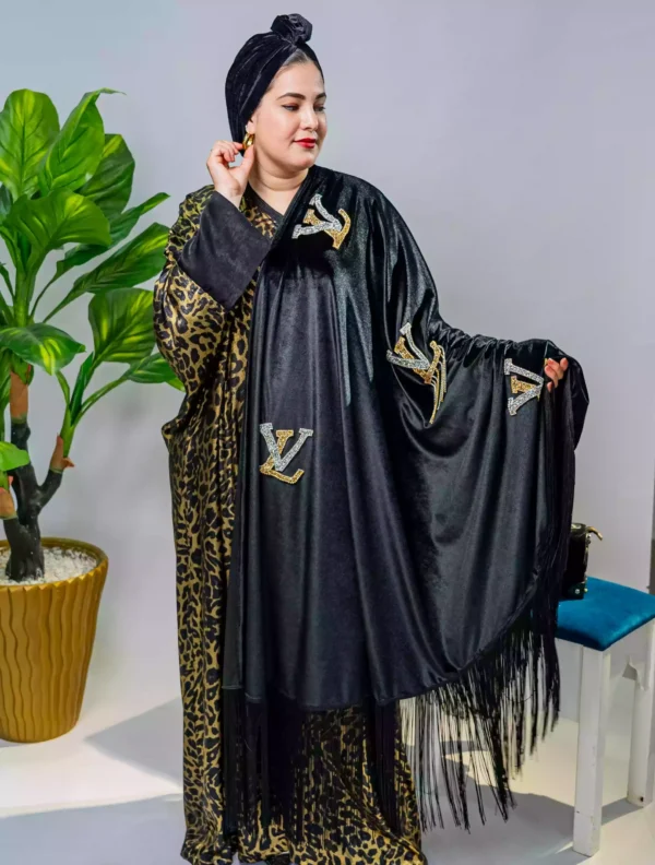كاب موبرة فاخر حضور راقي ولمسة فخمة للمناسبات