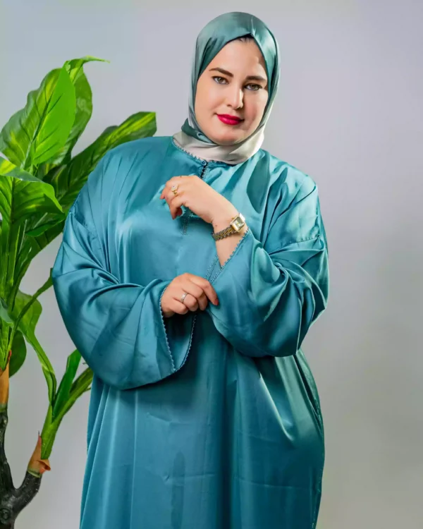 ⁦"جلابة قطعتين بخدمة الراندة أصالة مغربية بحضور عصري"⁩ - الصورة ⁦12⁩