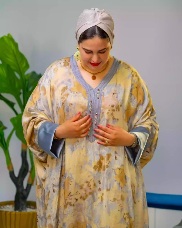 ⁦قندورة أوفرسايز بتوب ساتان HOYAM⁩ - الصورة ⁦6⁩