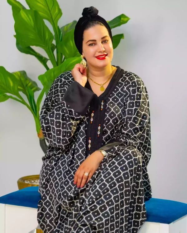 ⁦قندورة أوفرسايز بتوب ساتان HOYAM⁩ - الصورة ⁦3⁩