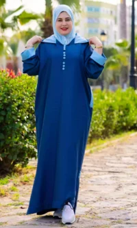 جلابة دجين بلمسة تقليدية وعصرية