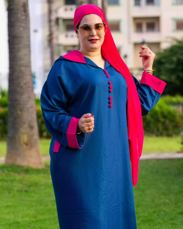 ⁦جلابة دجين بلمسة تقليدية وعصرية⁩ - الصورة ⁦3⁩