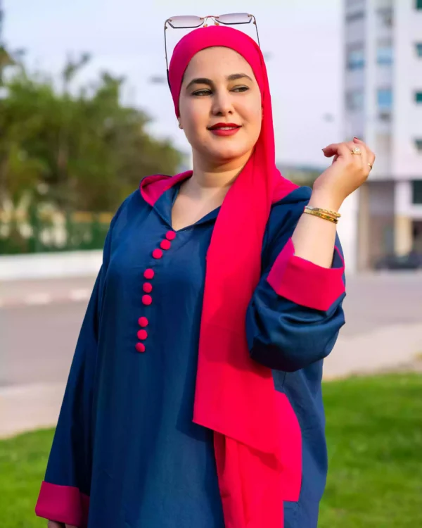⁦جلابة دجين بلمسة تقليدية وعصرية⁩ - الصورة ⁦8⁩