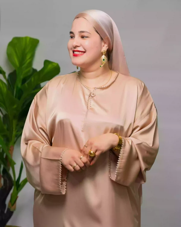 ⁦جلابة فاخرة من قطعتين للمناسبات والأعراس⁩ - الصورة ⁦4⁩